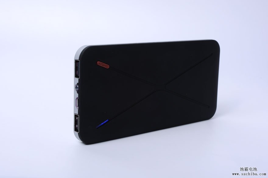 移動(dòng)電源8000mah